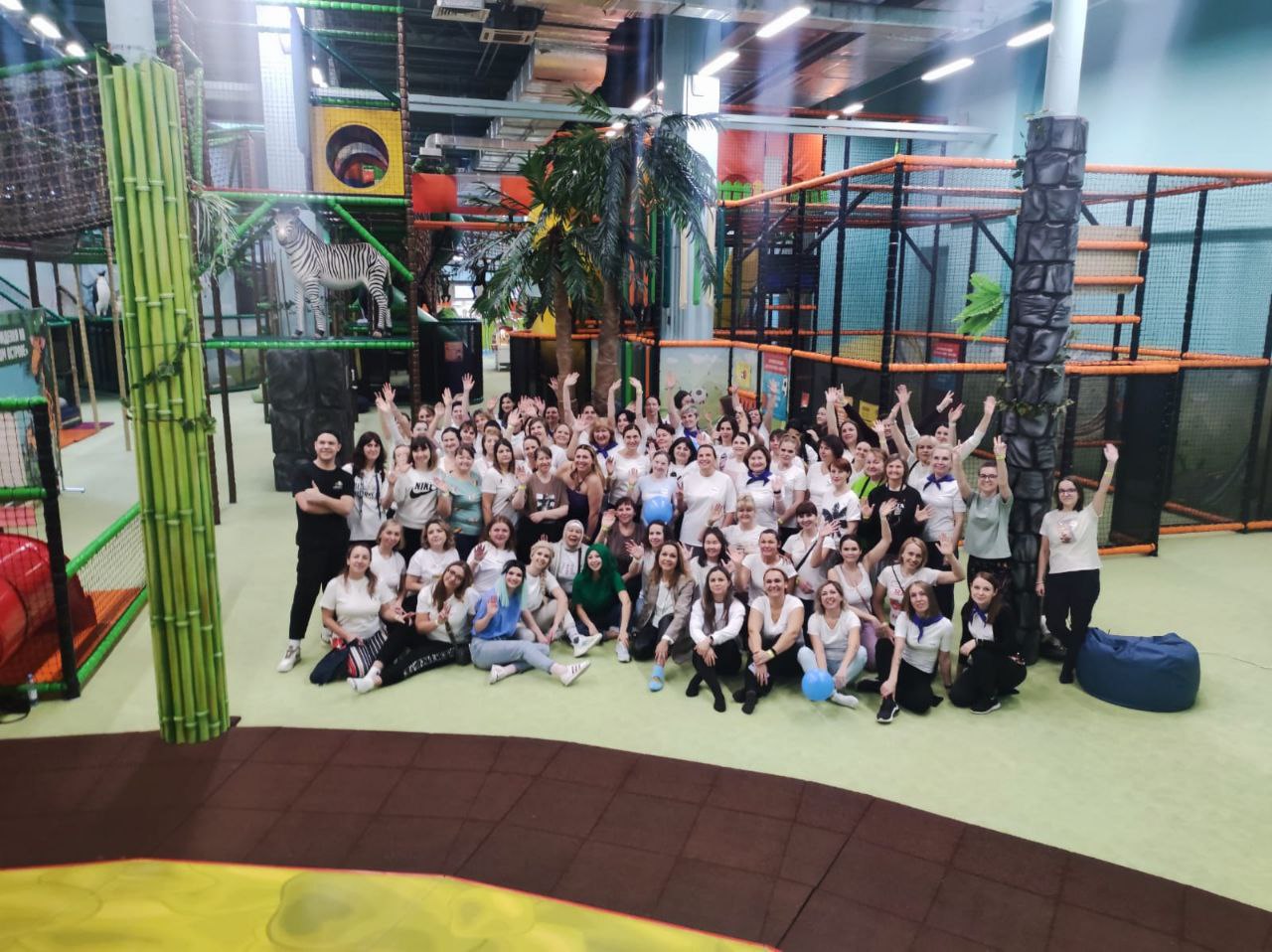 Поздравляем с Днем Матери!